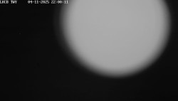 Pojezdová dráha, Runway