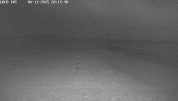 Pojezdová dráha, Runway