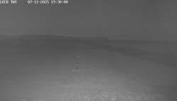 Pojezdová dráha, Runway