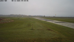 Pojezdová dráha, Runway