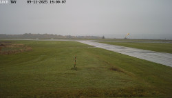 Pojezdová dráha, Runway