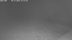 Pojezdová dráha, Runway