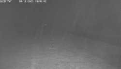 Pojezdová dráha, Runway