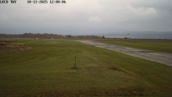 Pojezdová dráha, Runway