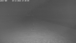 Pojezdová dráha, Runway