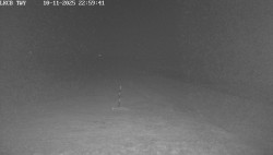 Pojezdová dráha, Runway