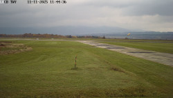 Pojezdová dráha, Runway