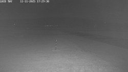 Pojezdová dráha, Runway