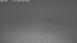 Pojezdová dráha, Runway