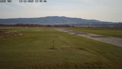 Pojezdová dráha, Runway