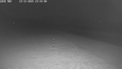 Pojezdová dráha, Runway