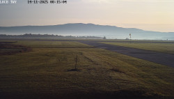 Pojezdová dráha, Runway