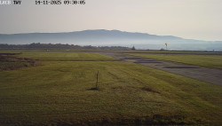 Pojezdová dráha, Runway