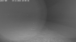 Pojezdová dráha, Runway