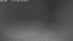 Pojezdová dráha, Runway