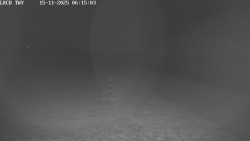 Pojezdová dráha, Runway