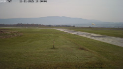 Pojezdová dráha, Runway