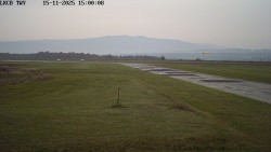 Pojezdová dráha, Runway