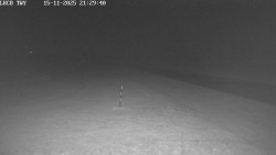 Pojezdová dráha, Runway