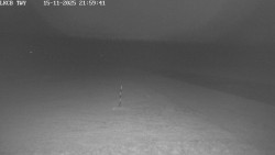 Pojezdová dráha, Runway