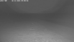 Pojezdová dráha, Runway