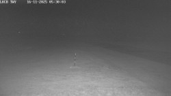 Pojezdová dráha, Runway