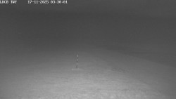 Pojezdová dráha, Runway