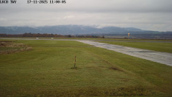 Pojezdová dráha, Runway