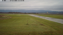 Pojezdová dráha, Runway