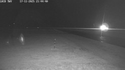 Pojezdová dráha, Runway