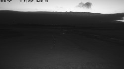 Pojezdová dráha, Runway