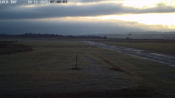 Pojezdová dráha, Runway