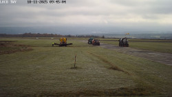 Pojezdová dráha, Runway