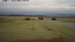 Pojezdová dráha, Runway