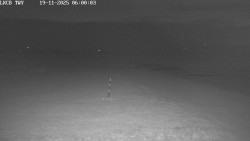 Pojezdová dráha, Runway