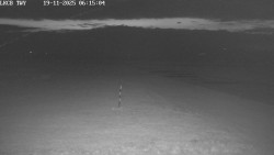 Pojezdová dráha, Runway