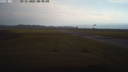 Pojezdová dráha, Runway