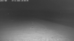 Pojezdová dráha, Runway