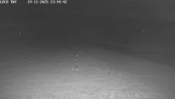 Pojezdová dráha, Runway