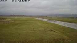 Pojezdová dráha, Runway