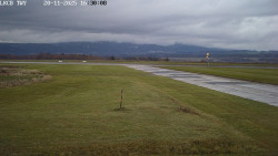 Pojezdová dráha, Runway