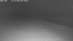 Pojezdová dráha, Runway