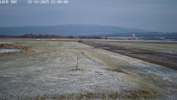 Pojezdová dráha, Runway