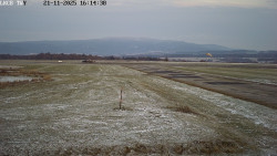 Pojezdová dráha, Runway