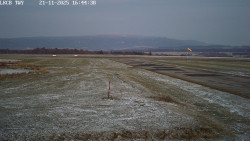 Pojezdová dráha, Runway