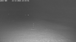 Pojezdová dráha, Runway