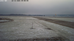 Pojezdová dráha, Runway