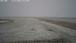 Pojezdová dráha, Runway