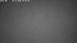 Pojezdová dráha, Runway