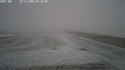 Pojezdová dráha, Runway